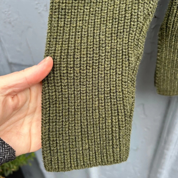 J. Crew Mercantile Green Cotton V Neck, size Small - Picture 11 of 12